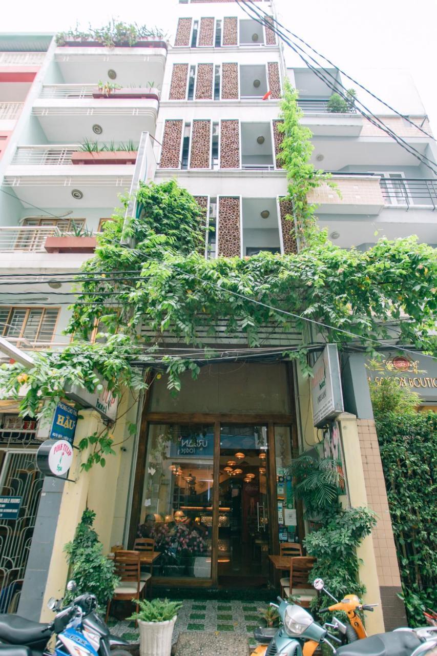 Khách sạn Canary Saigon